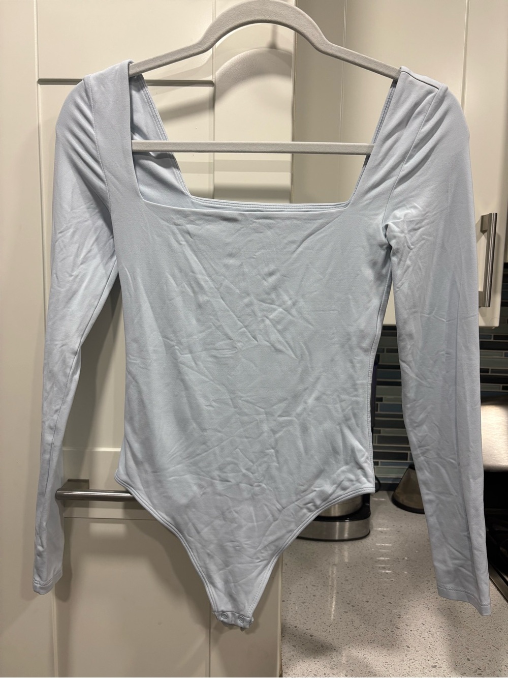 Aritzia Babaton Contour Squareneck Longsleeve Bodysuit